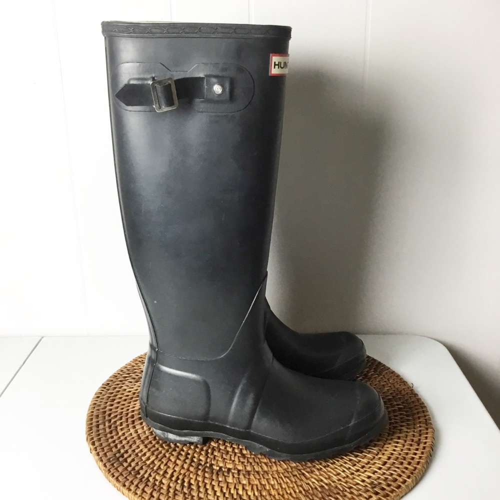 Hunter Black Women's Winter & Rain Boots - Picture 7 of 12